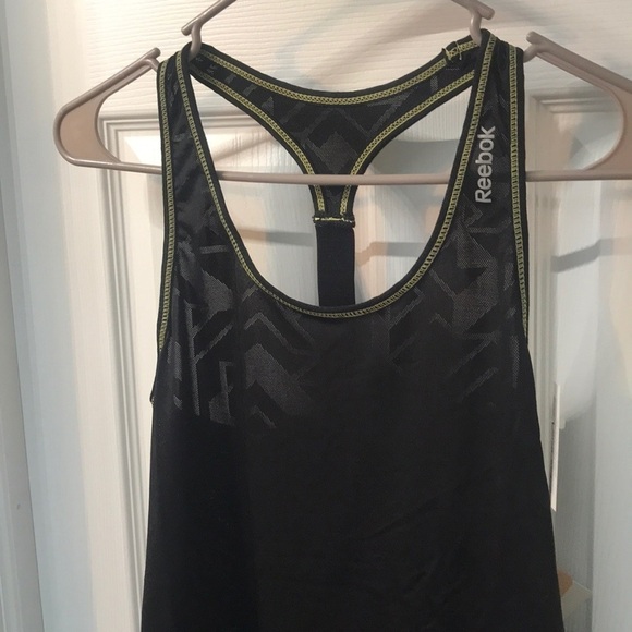 NWT Reebok active tank - Picture 2 of 4